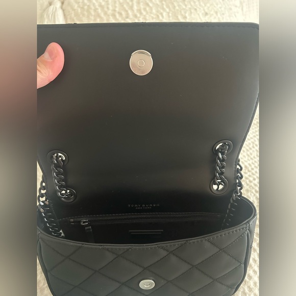 Tory Burch Quilted Shoulder Bag - Picture 2 of 4